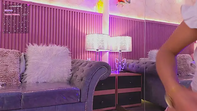 Emiily Scott1 online show from 12-03-24, 07:44