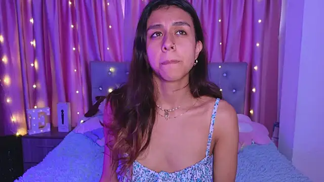 Emiily Scott1 online show from 09-08-25, 09:47