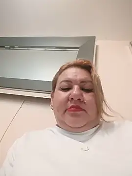 HORNY MATURE25 online show from 05-23-26, 06:01