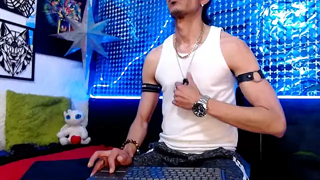 Snapshot of Mensecret69 chatting on 01-02-25, 10:01 Mensecret69 online show from 01-02-25, 10:01