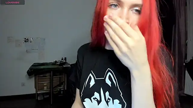 Snapshot of KitsuneRem chatting on 01-09-25, 10:20 KitsuneRem online show from 01-09-25, 10:20