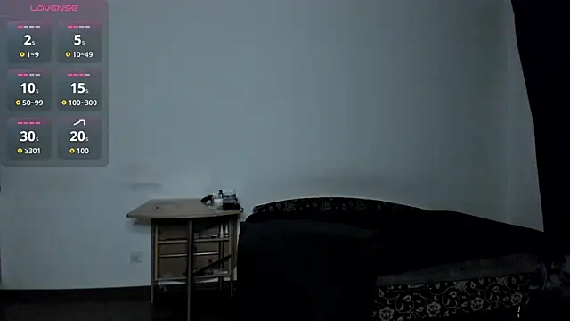 Snapshot of KitsuneRem chatting on 10-02-25, 09:22 KitsuneRem online show from 10-02-25, 09:22