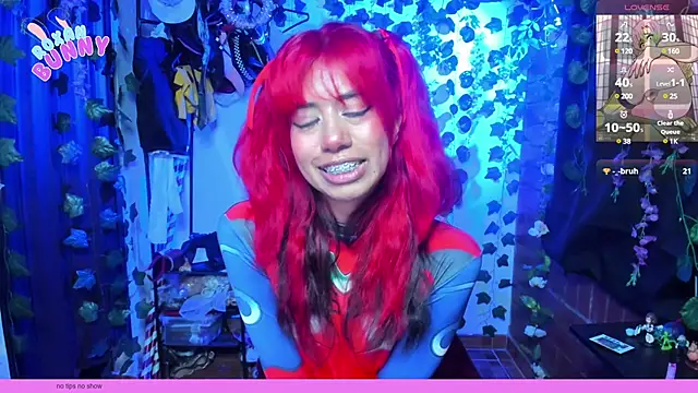 Snapshot of Roxanbunny1 chatting on 03-07-25, 04:02 Roxanbunny1 online show from 03-07-25, 04:02