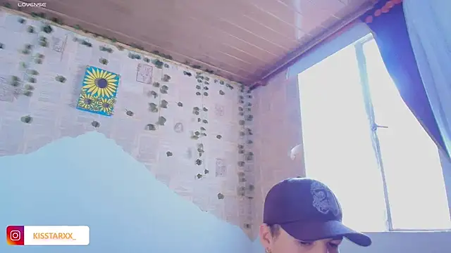 Snapshot of kisstarxxx chatting on 10-16-25, 09:16 kisstarxxx online show from 10-16-25, 09:16