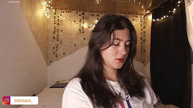 Snapshot of kisstarxxx chatting on 11-14-25, 12:20 kisstarxxx online show from 11-14-25, 12:20