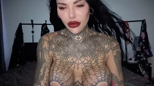 claudiacvc95 online show from 03-02-26, 07:15