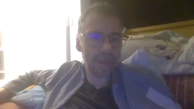 ptitcanard60600 online show from 11-05-25, 10:32