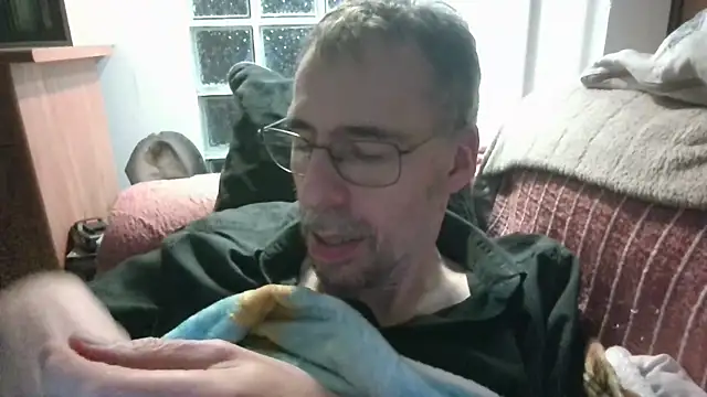 ptitcanard60600 online show from 04-08-26, 09:37