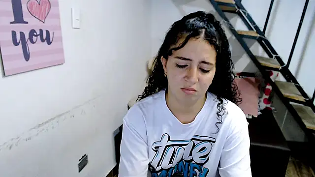 samantha baby  online show from 01-08-25, 02:57