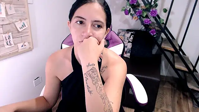 samantha baby  online show from 03-31-26, 04:29