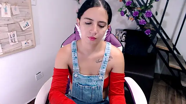 samantha baby  online show from 04-04-26, 11:40