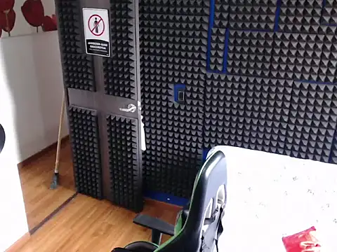 Curly Angel24 online show from 11-28-25, 05:04