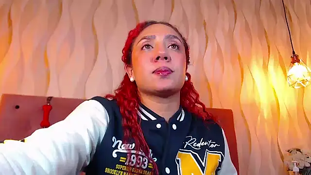 IsabelaLatina online show from 02-05-26, 04:28