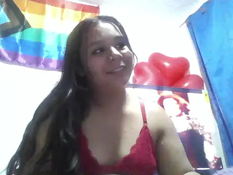 Snapshot of Charis_21 chatting on 05-20-26, 07:58 Charis 21 online show from 05-20-26, 07:58