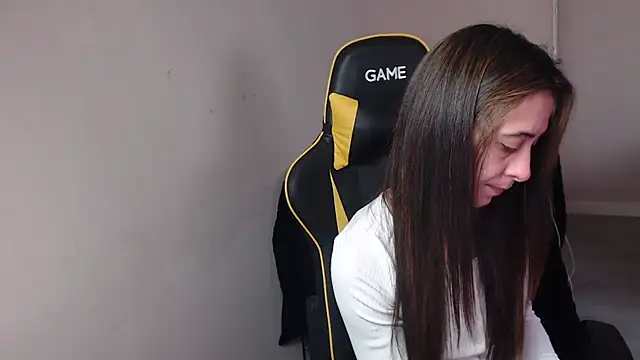 Sofiasweetsecret online show from 05-08-26, 04:56