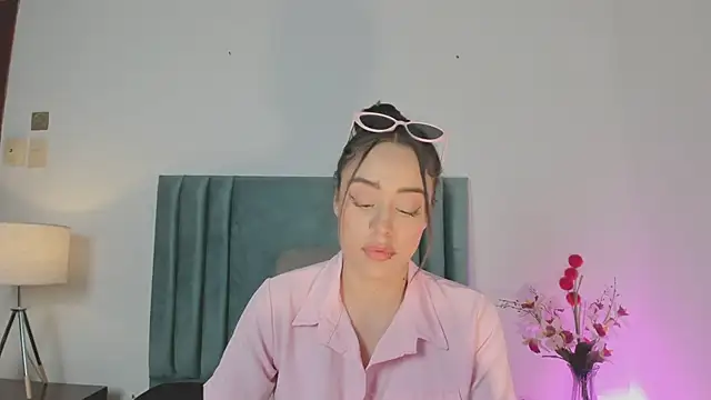 Snapshot of NoraDasilva chatting on 01-14-25, 11:16 NoraDasilva online show from 01-14-25, 11:16