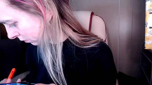 Snapshot of las_sweet chatting on 11-12-25, 02:39 las sweet online show from 11-12-25, 02:39