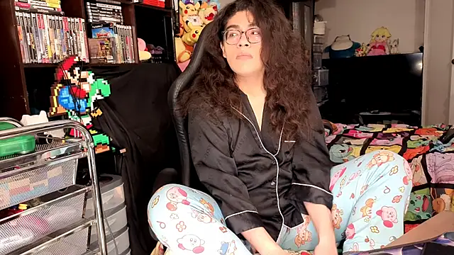 ShinyCherub online show from 04-14-26, 09:59