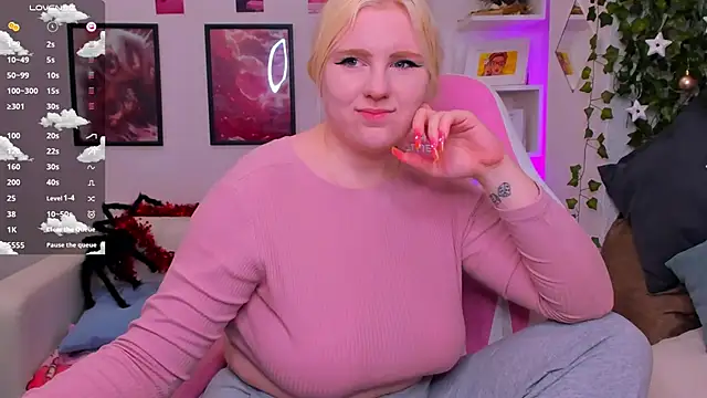 art lovee online show from 12-23-25, 01:36