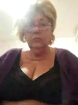 Snapshot of Merilulla chatting on 02-13-25, 06:05 Merilulla online show from 02-13-25, 06:05