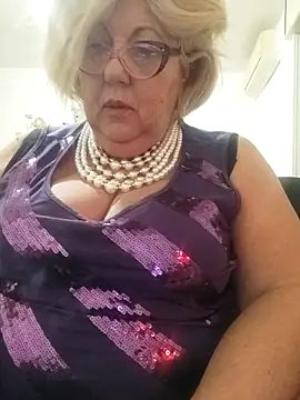 Snapshot of Merilulla chatting on 03-13-25, 12:37 Merilulla online show from 03-13-25, 12:37