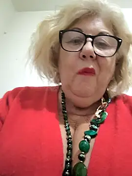 Snapshot of Merilulla chatting on 11-22-25, 01:15 Merilulla online show from 11-22-25, 01:15