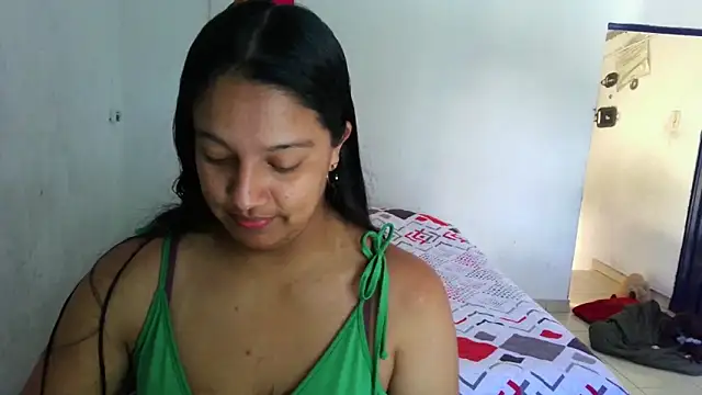 Snapshot of almaswan1 chatting on 01-07-25, 03:12 almaswan1 online show from 01-07-25, 03:12