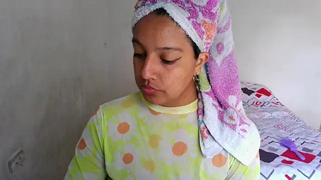 Snapshot of almaswan1 chatting on 01-08-25, 03:50 almaswan1 online show from 01-08-25, 03:50