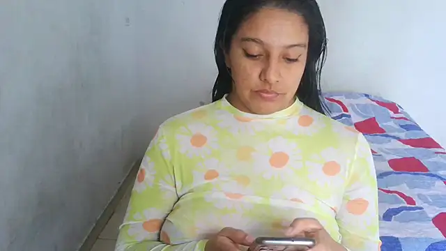 Snapshot of almaswan1 chatting on 02-25-25, 02:44 almaswan1 online show from 02-25-25, 02:44