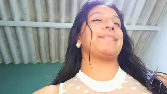 Snapshot of almaswan1 chatting on 10-15-25, 06:52 almaswan1 online show from 10-15-25, 06:52