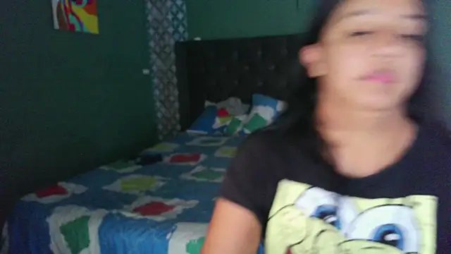 Snapshot of almaswan1 chatting on 10-21-25, 05:35 almaswan1 online show from 10-21-25, 05:35