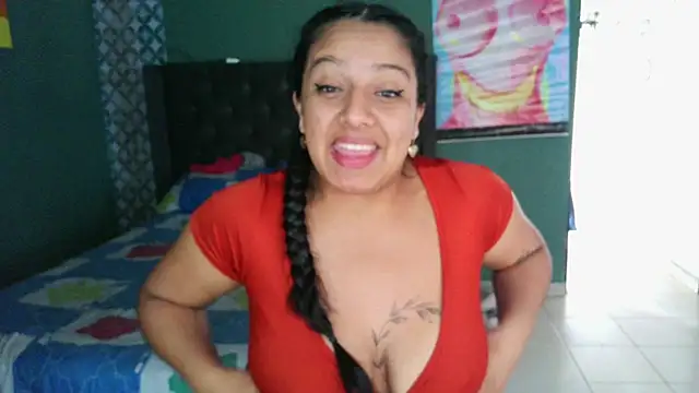 Snapshot of almaswan1 chatting on 10-22-25, 04:18 almaswan1 online show from 10-22-25, 04:18