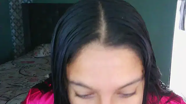 Snapshot of almaswan1 chatting on 12-16-25, 03:17 almaswan1 online show from 12-16-25, 03:17