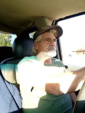 Snapshot of TTolbert chatting on 12-13-24, 10:34 TTolbert online show from 12-13-24, 10:34