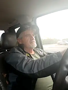 Snapshot of TTolbert chatting on 01-25-25, 03:41 TTolbert online show from 01-25-25, 03:41