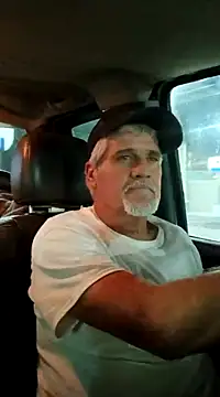 Snapshot of TTolbert chatting on 02-09-25, 12:41 TTolbert online show from 02-09-25, 12:41