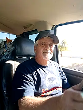 Snapshot of TTolbert chatting on 02-27-25, 05:26 TTolbert online show from 02-27-25, 05:26