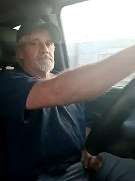 Snapshot of TTolbert chatting on 03-20-25, 01:26 TTolbert online show from 03-20-25, 01:26