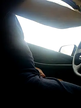 Snapshot of TTolbert chatting on 10-13-25, 08:42 TTolbert online show from 10-13-25, 08:42