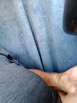 Snapshot of TTolbert chatting on 01-10-26, 09:05 TTolbert online show from 01-10-26, 09:05