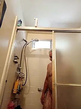 Snapshot of TTolbert chatting on 01-18-26, 07:39 TTolbert online show from 01-18-26, 07:39