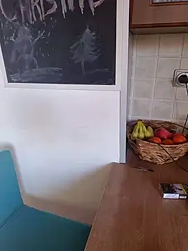 Isabellaa04 online show from 02-06-25, 09:11