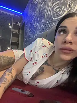 Queen of pain online show from 01-08-26, 07:21