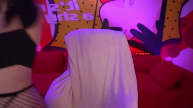 Snapshot of Daenerys_Daenn chatting on 12-02-24, 07:58 Daenerys Daenn online show from 12-02-24, 07:58