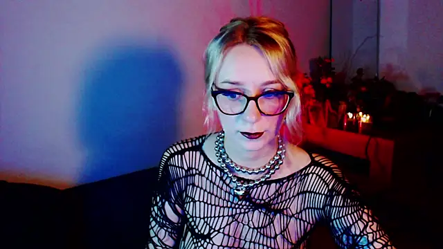 welliza online show from 09-19-25, 03:34