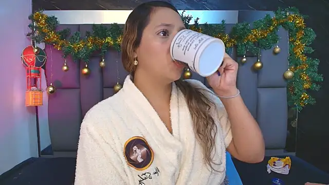  MiaBrown  online show from 12-17-25, 12:11