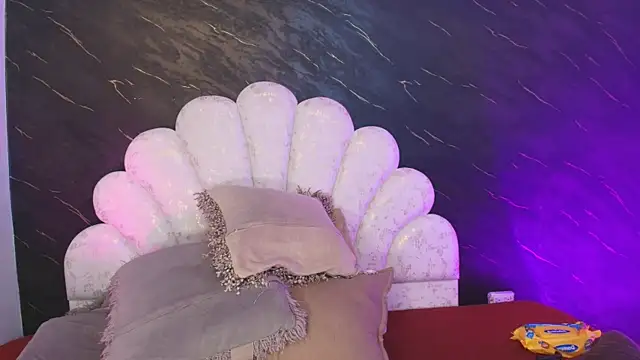  MiaBrown  online show from 03-25-26, 12:11