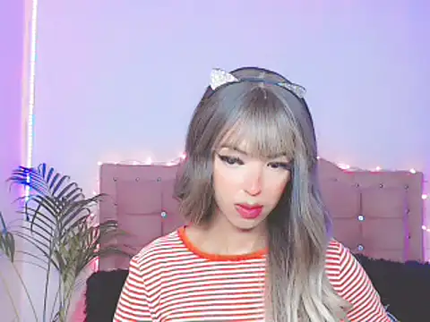 Snapshot of Tanedra_collings chatting on 12-27-24, 06:35 Tanedra collings online show from 12-27-24, 06:35