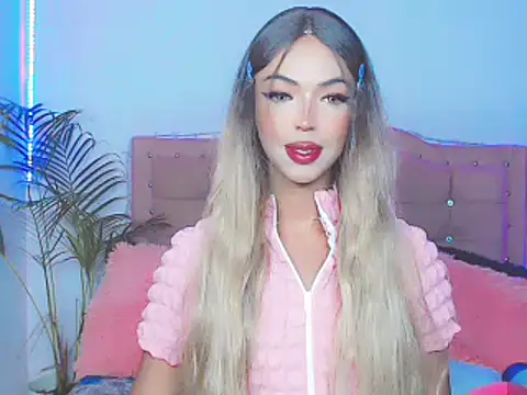 Snapshot of Tanedra_collings chatting on 01-13-25, 01:13 Tanedra collings online show from 01-13-25, 01:13