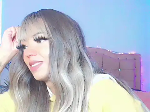 Snapshot of Tanedra_collings chatting on 01-22-25, 07:46 Tanedra collings online show from 01-22-25, 07:46